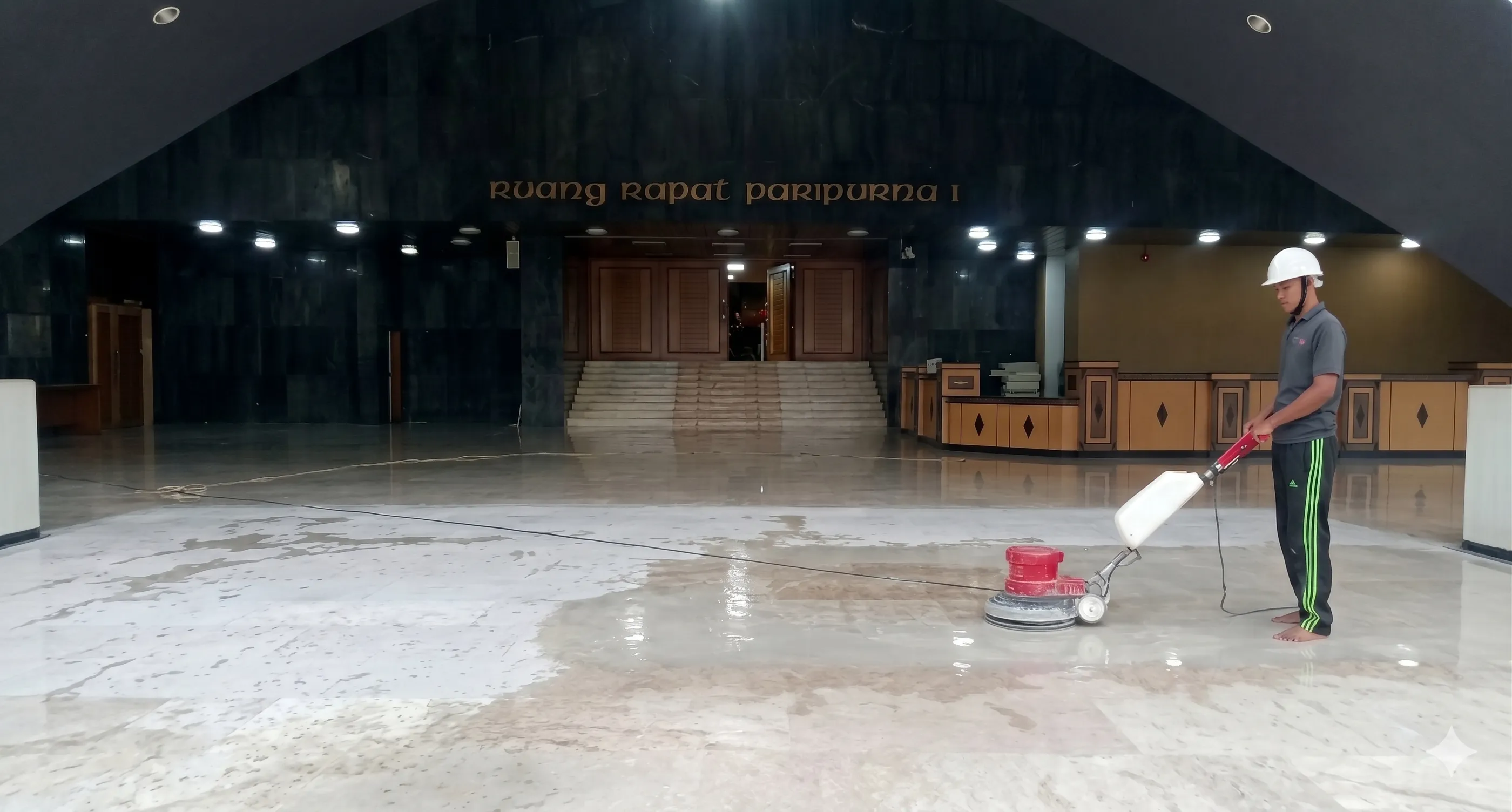 Jasa poles lantai marmer granit dan teraso profesional
